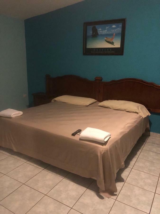 Hotel Rivera Del Rio La Pesca Dış mekan fotoğraf